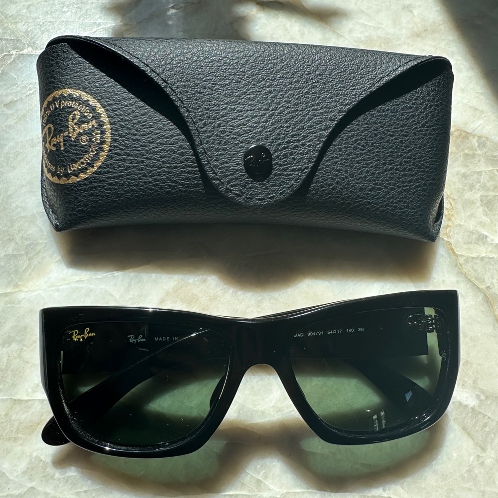 Nomad Ray-Ban Sunshades